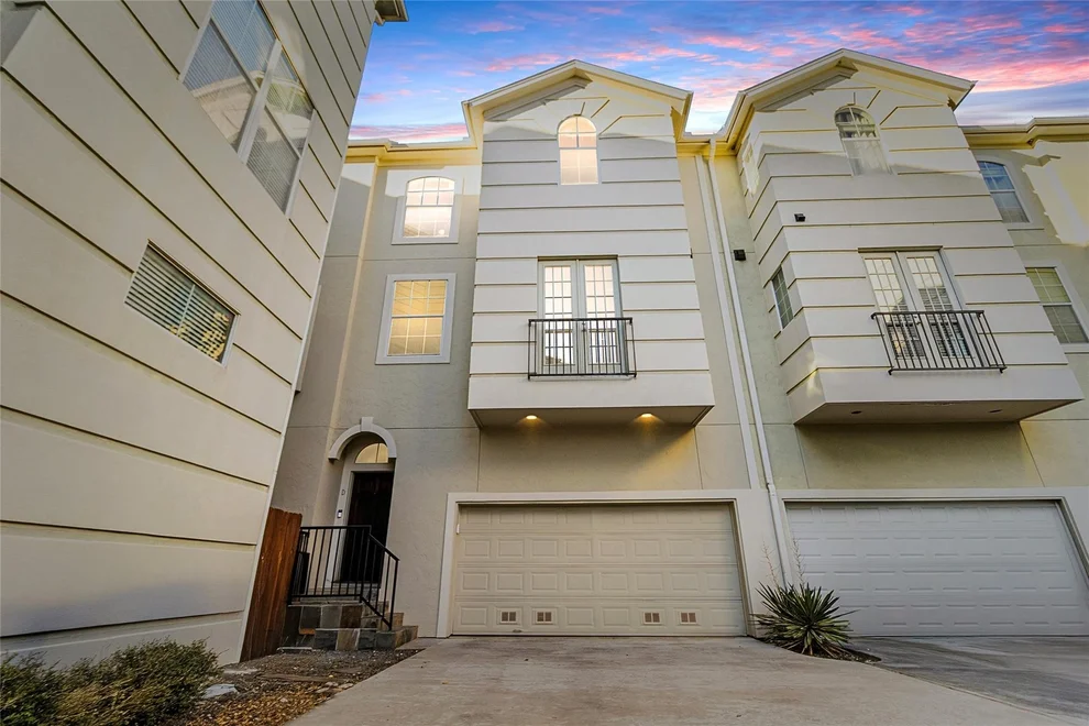 Unit for sale at 5610 Kiam Street, Houston, TX 77007