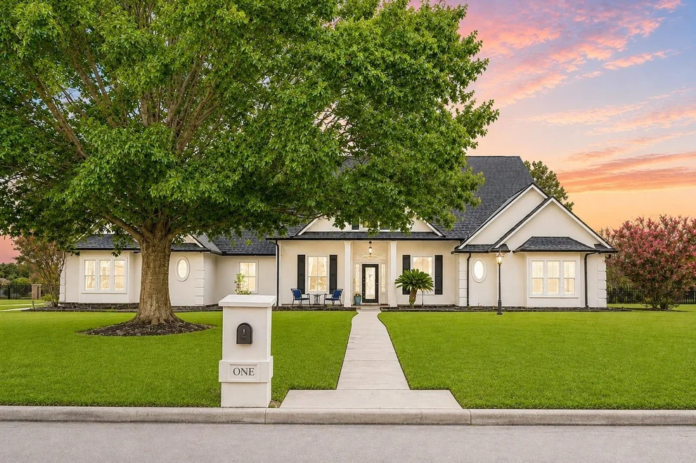 Unit for sale at 1 Lake Estates Court, Montgomery, TX 77356