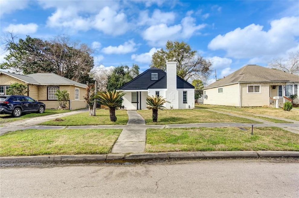 Unit for sale at 8243 Barkley Street, Houston, TX 77017