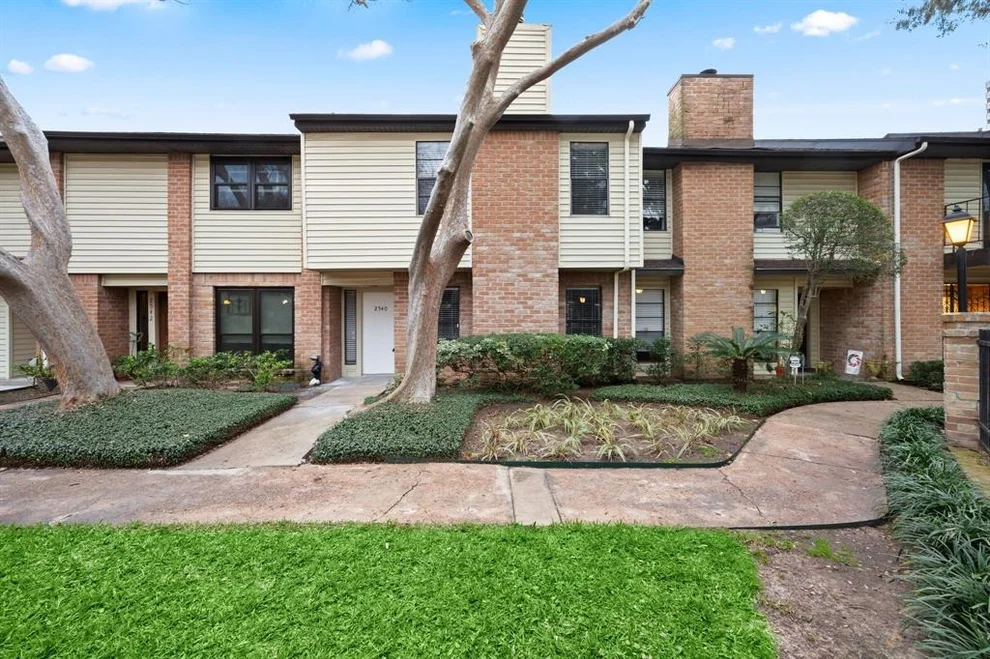 Unit for sale at 2540 Bering, Houston, TX 77057