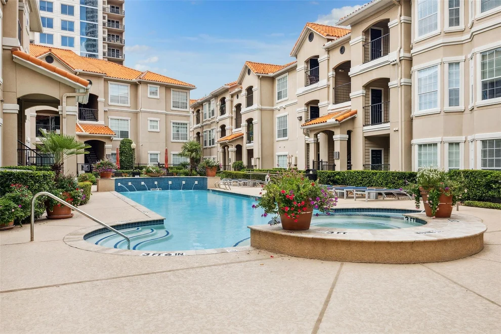 Unit for sale at 3231 Allen Parkway, Houston, TX 77019