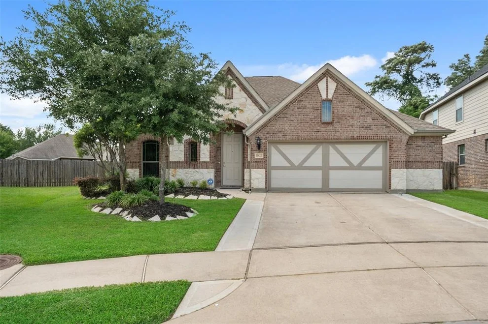 Unit for sale at 11622 Lawson Pine Lane, Tomball, TX 77377