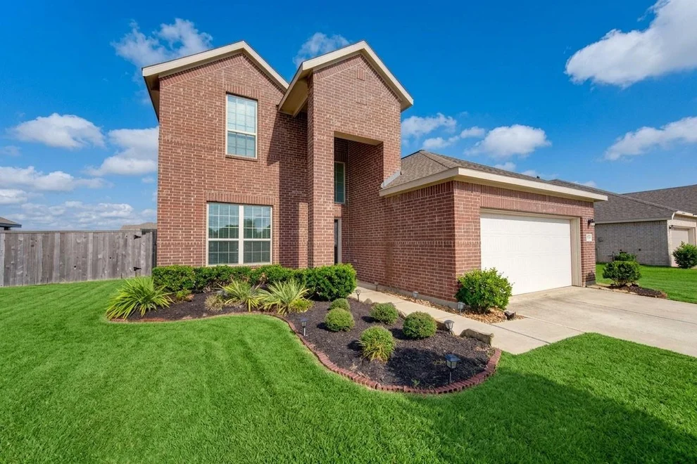 Unit for sale at 3708 Paloma Falls Lane, Rosenberg, TX 77469