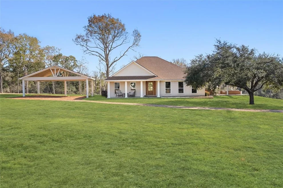 Unit for sale at 7690 Wolff Road, Burton, TX 77835