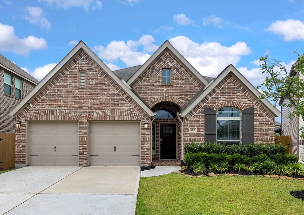 Unit for sale at 4108 Ashwood Hollow Lane, Spring, TX 77386
