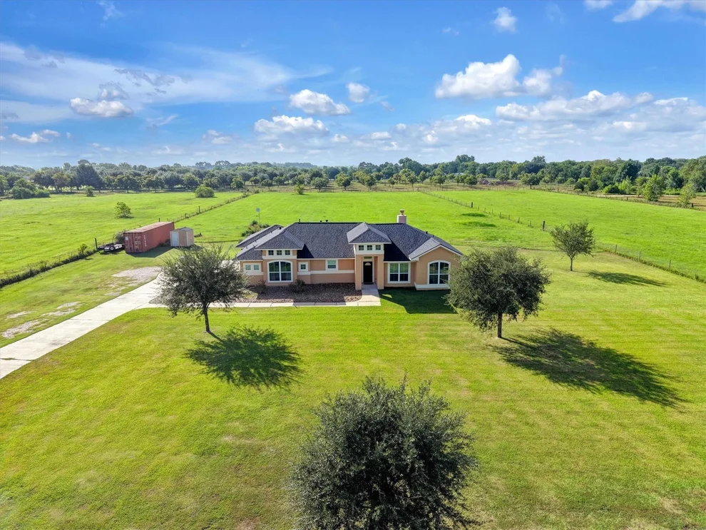 Unit for sale at 8131 Brinkmeyer Road, Needville, TX 77461