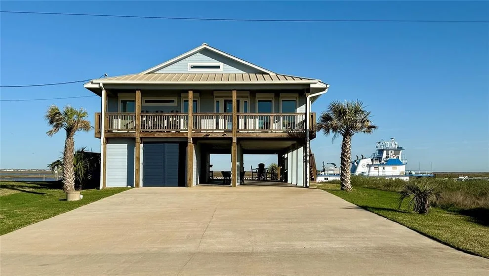 Unit for sale at 525 County Road 230 Canal Drive, Sargent, TX 77414