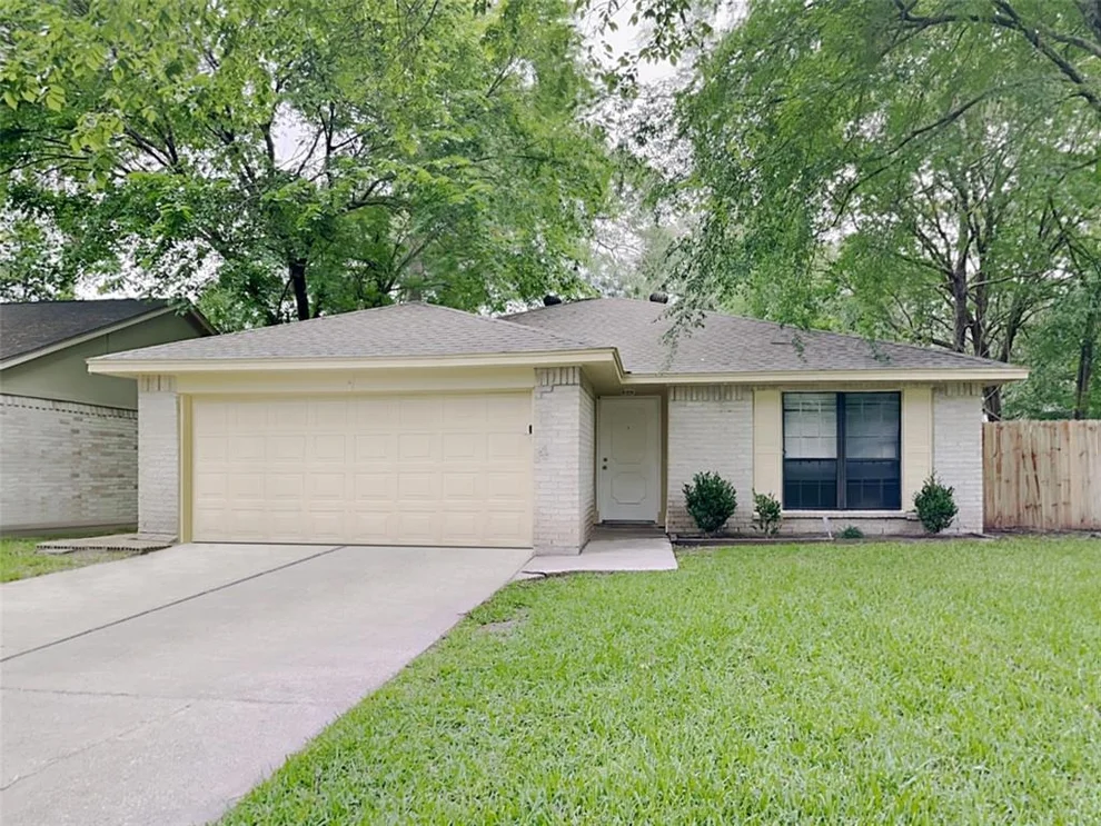 Unit for sale at 4514 Sloangate Drive, Spring, TX 77373