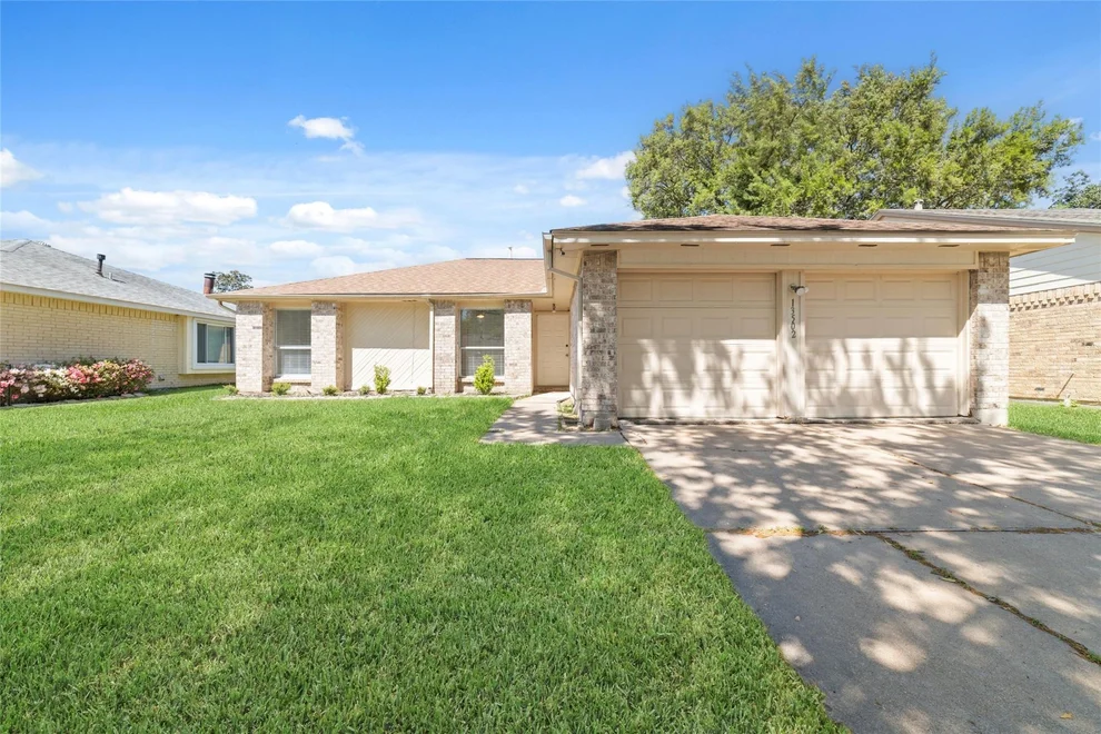Unit for sale at 13502 Wells River Drive, Houston, TX 77041