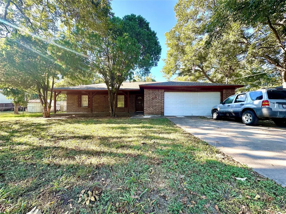Unit for sale at 127 W Emily, Wharton, TX 77488