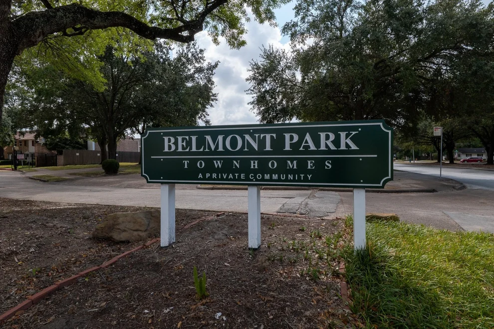 Unit for sale at 8486 Ariel Street, Houston, TX 77074