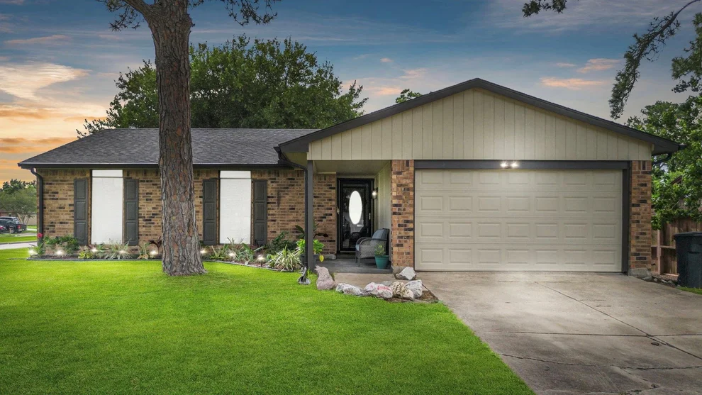 Unit for sale at 16230 Bowie Ridge Lane, Houston, TX 77053