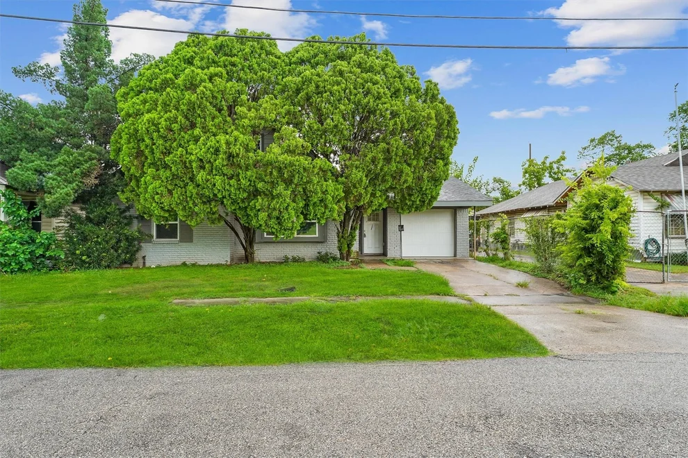 Unit for sale at 2709 Davis Street, Houston, TX 77026