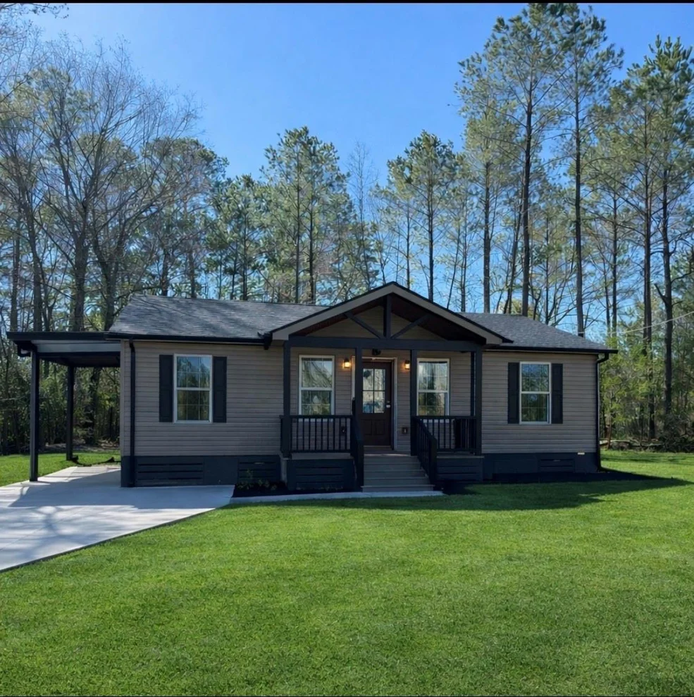 Unit for sale at 7926 Hawthorne Lane, Plantersville, TX 77363