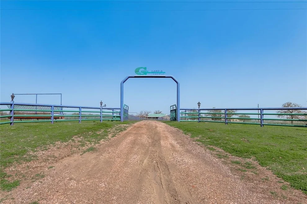 Unit for sale at 5657 Highway 21 E, Madisonville, TX 77864