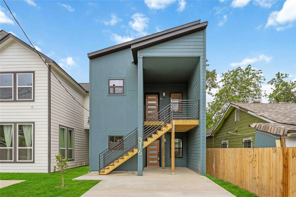 Unit for sale at 316 Clearwater Street, Houston, TX 77029