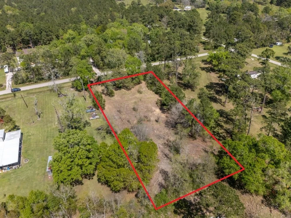 Unit for sale at 736 County Road 112, Devers, TX 77538