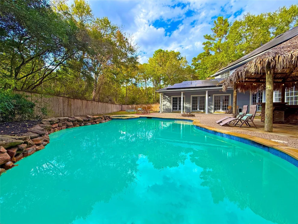 Unit for sale at 263 S Crimson Clover Court, The Woodlands, TX 77381
