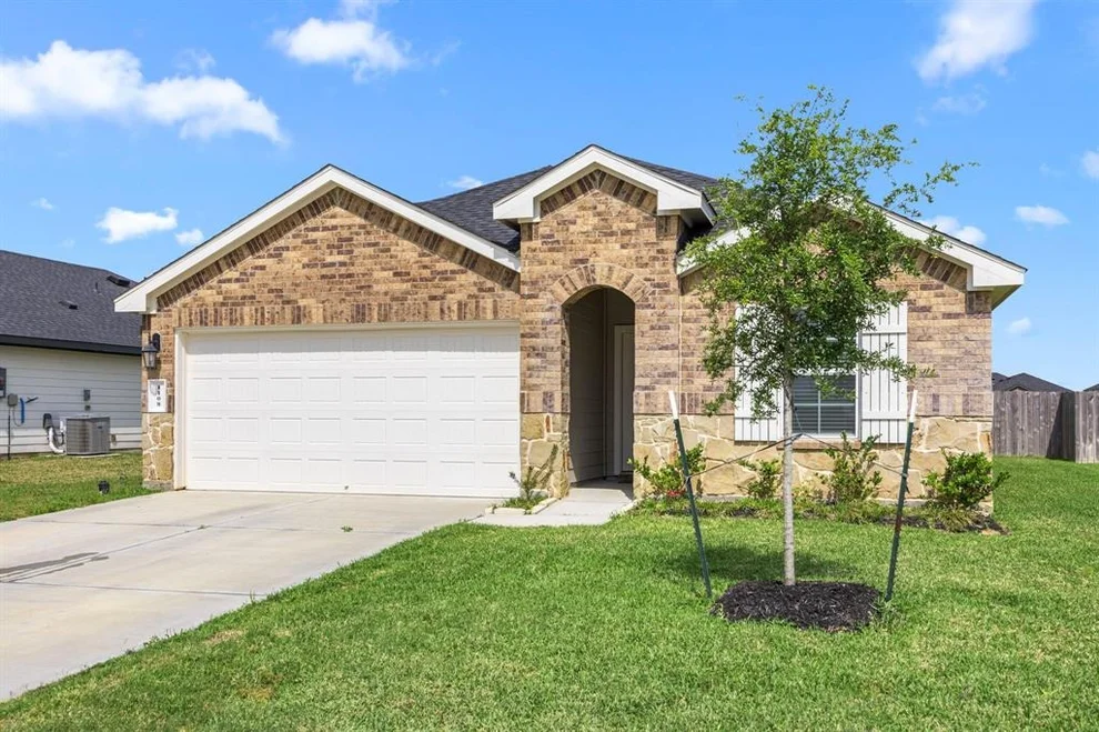 Unit for sale at 1108 Sundown Prairie Dr, Sealy, TX 77474