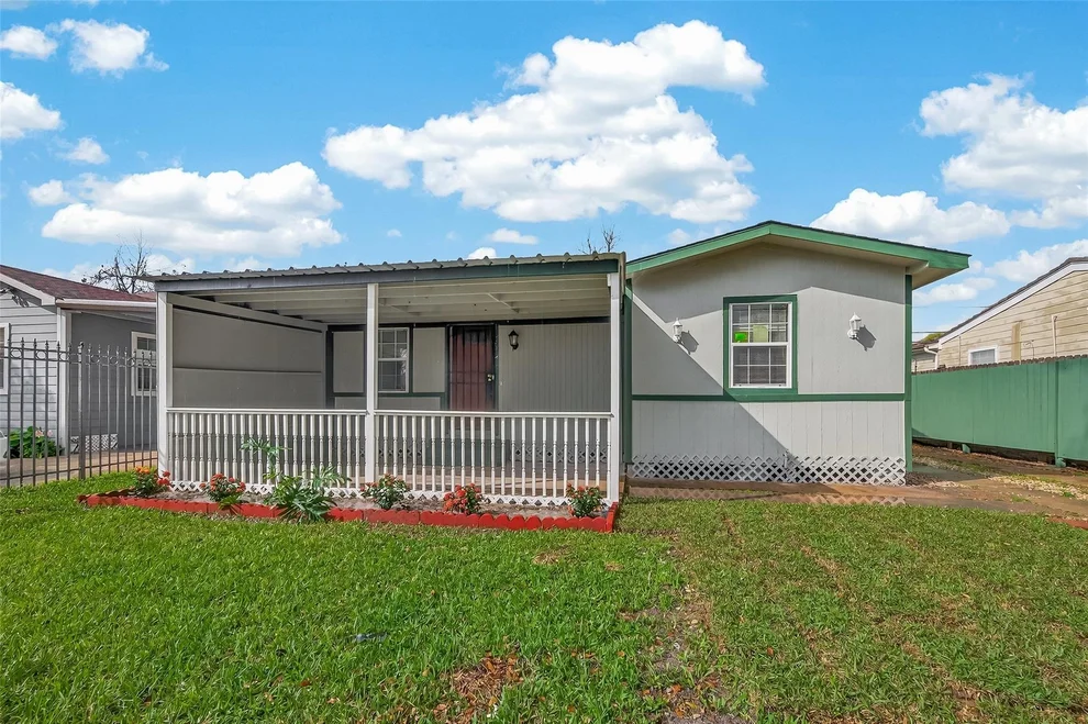 Unit for sale at 10141 Chadwick Street, Houston, TX 77029