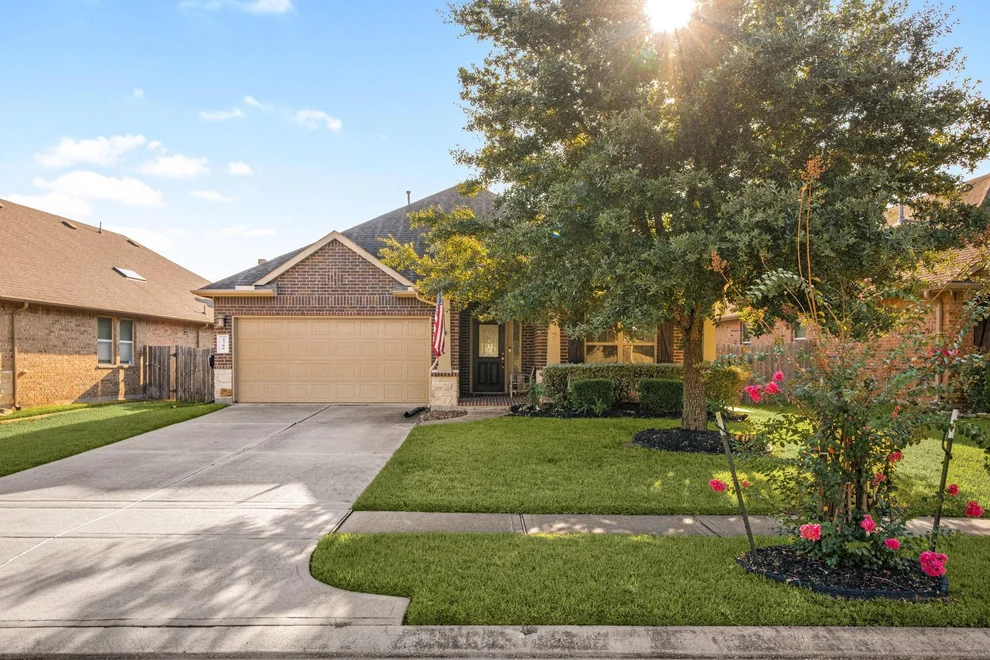 Unit for sale at 4306 Fenetre Forest Street, Katy, TX 77493