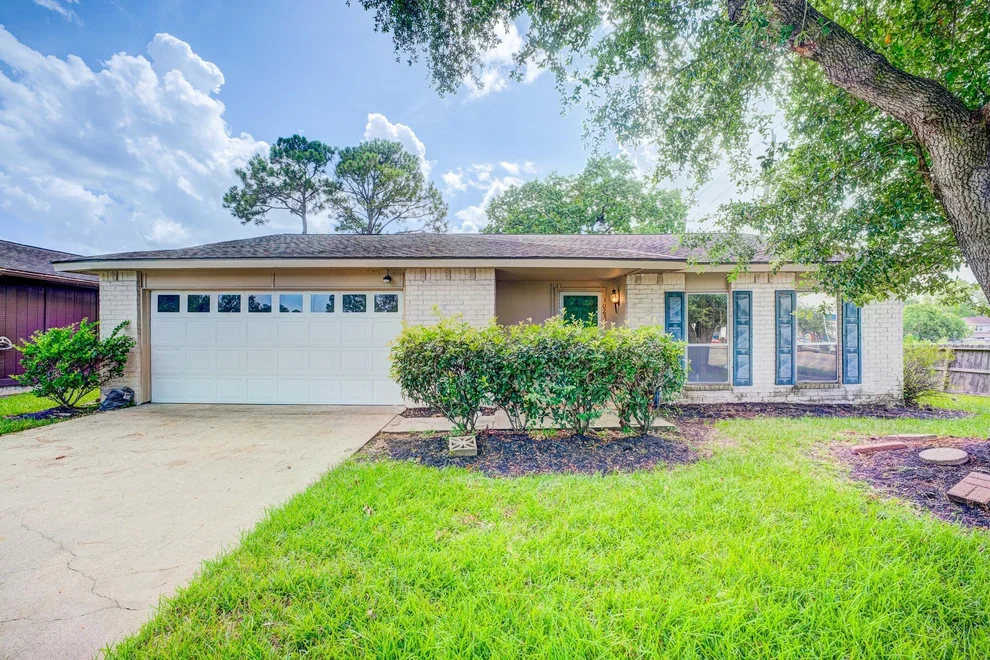 Unit for sale at 3023 Quail Valley East Drive, Missouri City, TX 77489