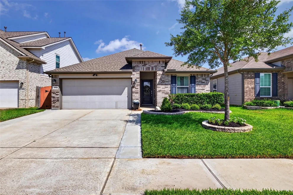 Unit for sale at 25526 Rancho Espirito Lane, Katy, TX 77493