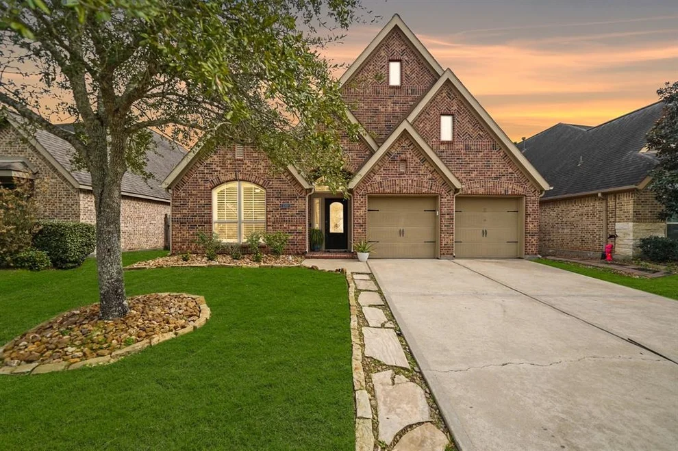Unit for sale at 2515 Mountain Sage Drive, Pearland, TX 77584