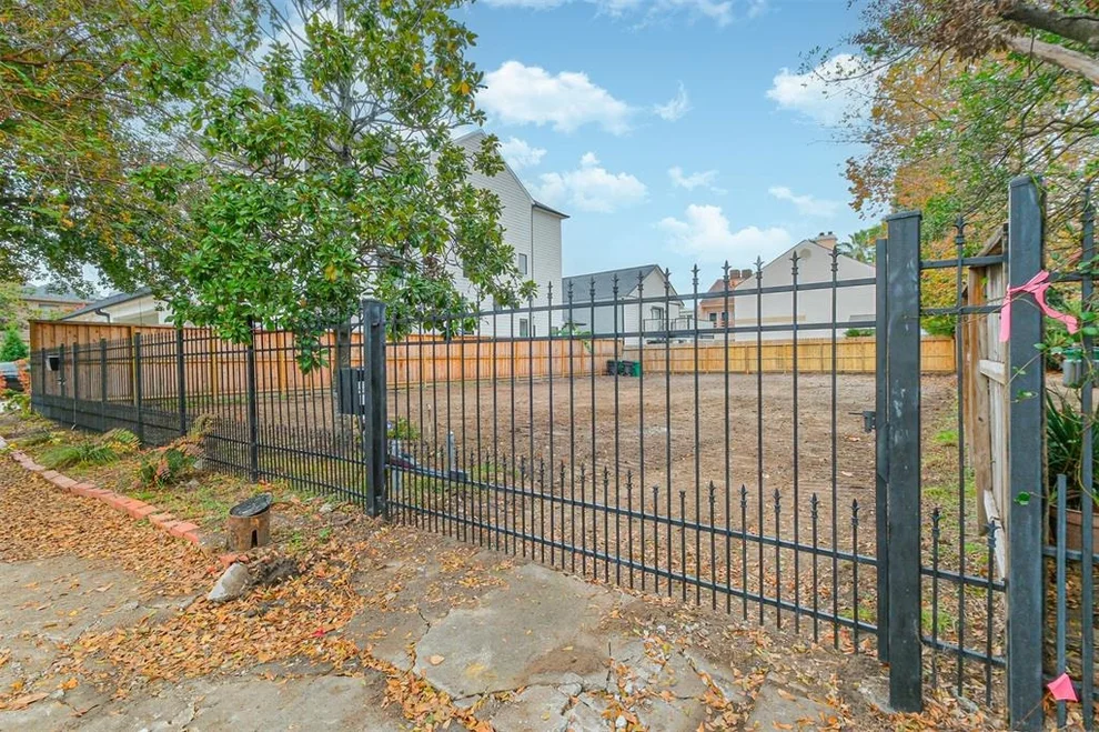 Unit for sale at 1408 Indiana Street, Houston, TX 77006