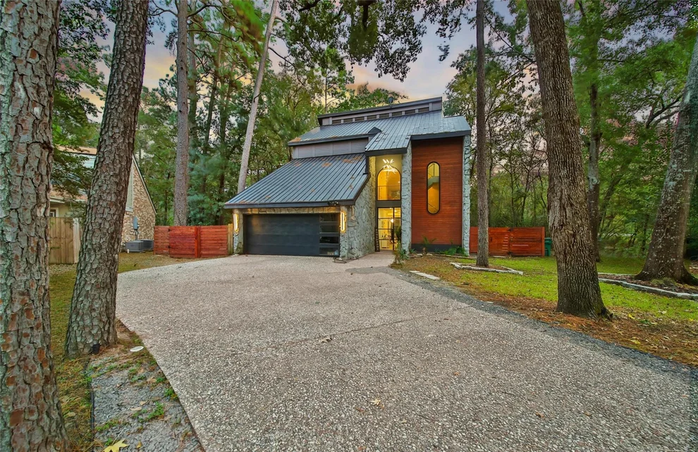 Unit for sale at 140 S Timber Top Drive, Spring, TX 77380