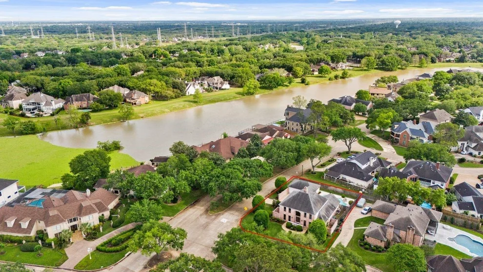 Unit for sale at 203 Laurel Springs Court, Sugar Land, TX 77478