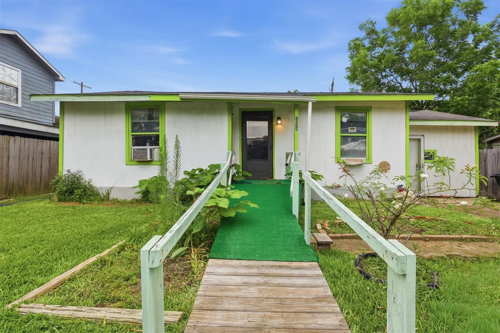 Unit for sale at 1914 Santa Rosa Street, Houston, TX 77023