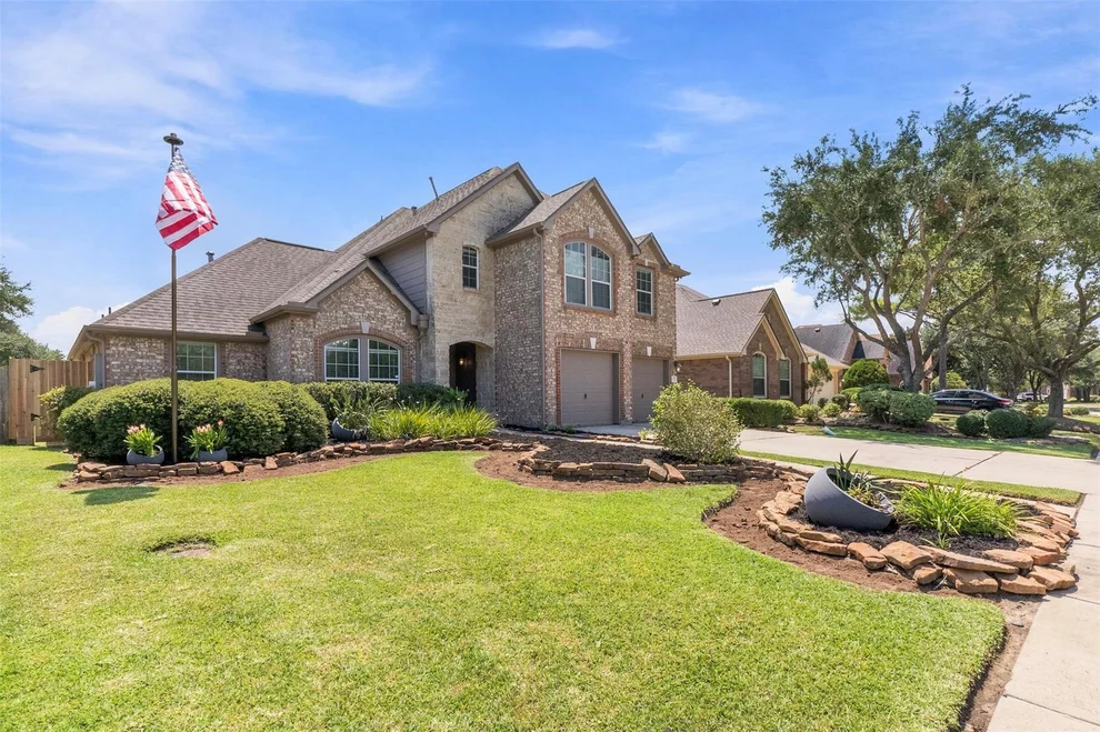Unit for sale at 1277 Ocean Manor Lane, League City, TX 77573