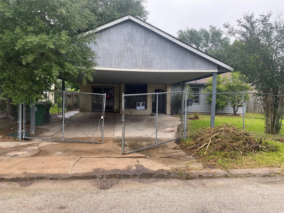 Unit for sale at 5719 Beldart Street, Houston, TX 77033