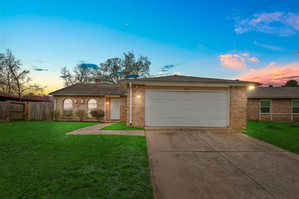 Unit for sale at 22827 Post Gate Drive, Spring, TX 77373