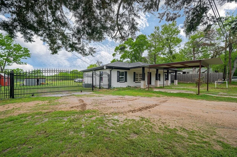 Unit for sale at 10919 Fm 1696 Road, Bedias, TX 77831