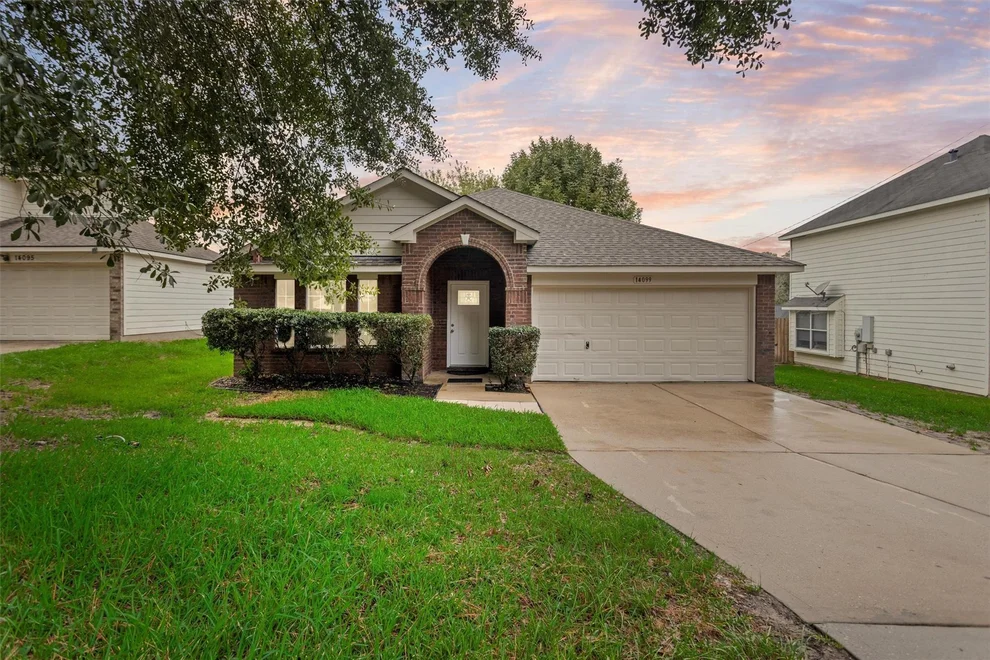 Unit for sale at 14099 Running Bear Drive, Willis, TX 77378
