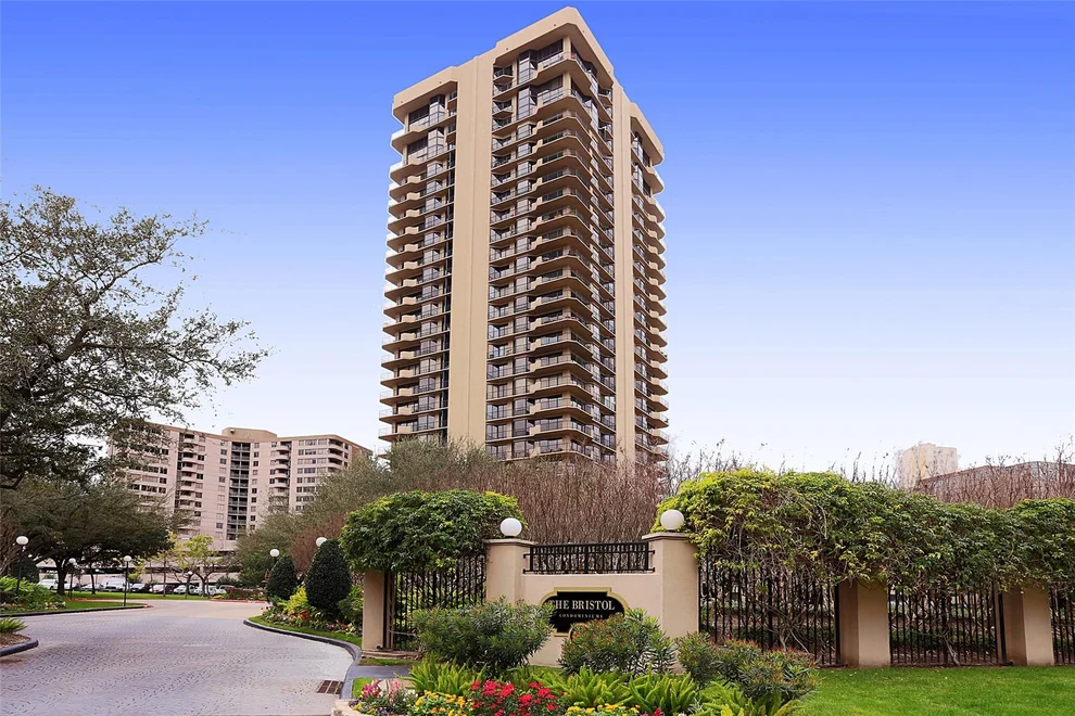 Unit for sale at 3350 Mccue, Houston, TX 77056