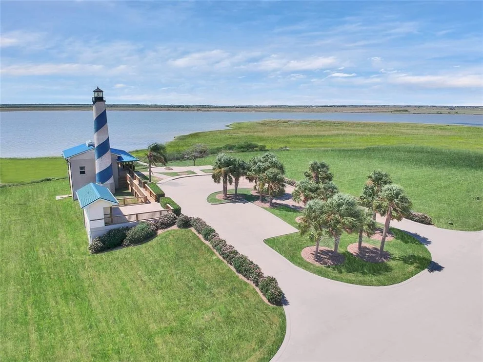 Unit for sale at 3011 Palm Coast Lane, Palacios, TX 77465
