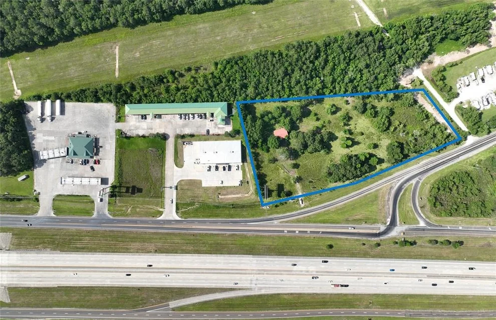 Unit for sale at 7449 Hwy 61 Highway, Hankamer, TX 77560