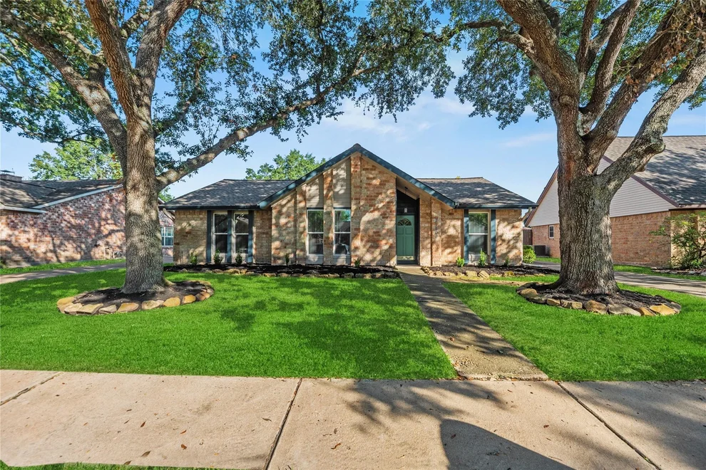 Unit for sale at 21402 Park Willow Drive, Katy, TX 77450