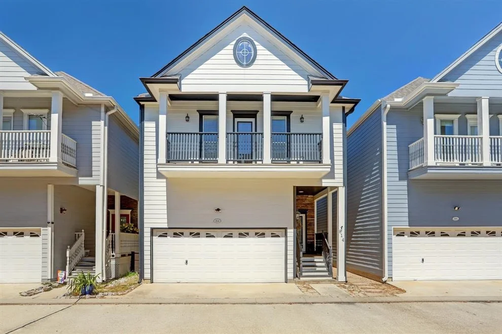 Unit for sale at 814 Garden Rose Lane, Houston, TX 77018