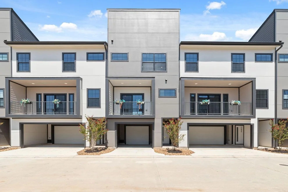 Unit for sale at 11934 N Hoa Sen Circle, Houston, TX 77072