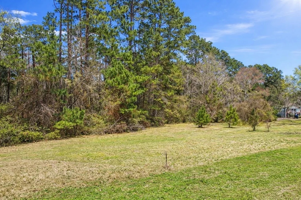 Unit for sale at 0321 Hickory Ridge Drive, Coldspring, TX 77331