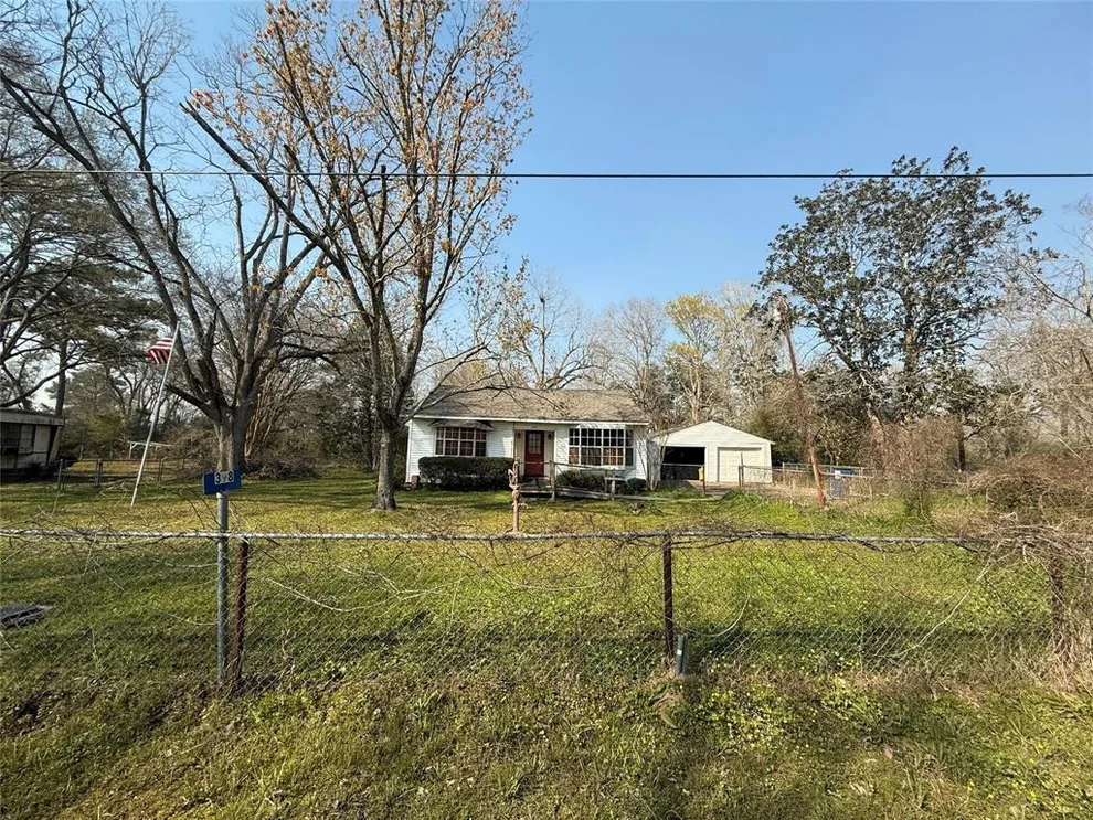 Unit for sale at 398 County Road 2360, Hardin, TX 77575