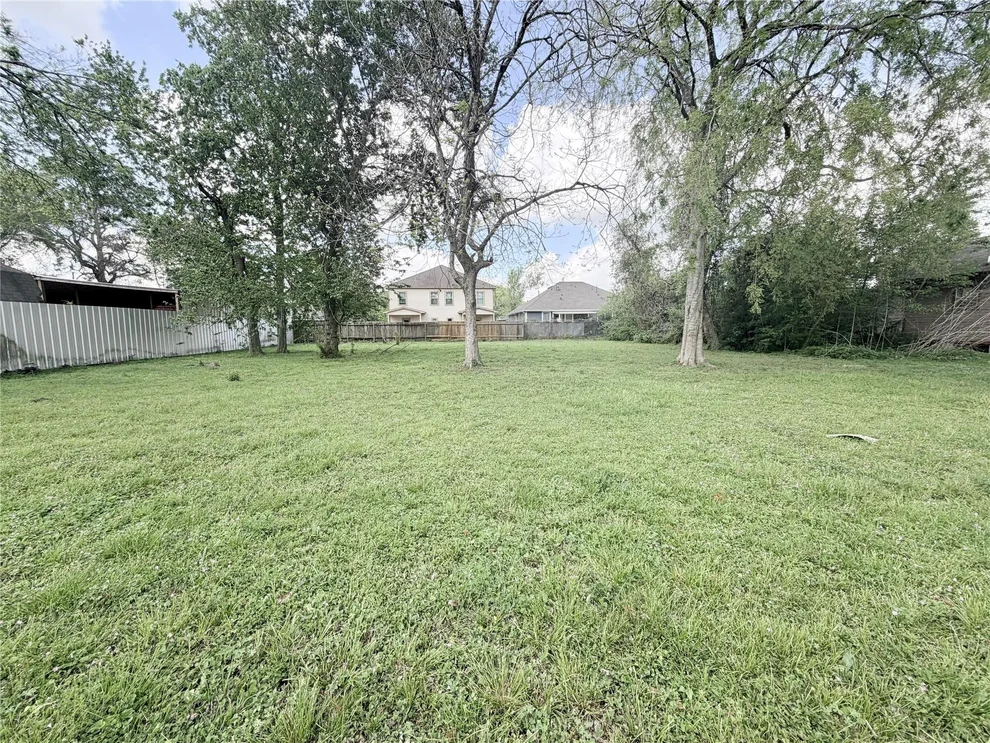 Unit for sale at 7527 Burt Street, Houston, TX 77088