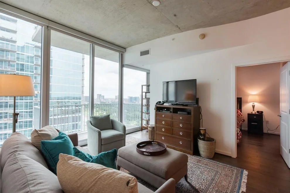 Unit for sale at 5925 Almeda Road, Houston, TX 77004