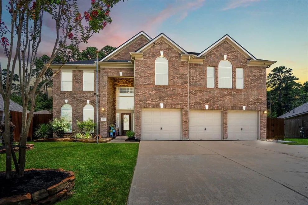 Unit for sale at 9227 Forest Creek Drive, Tomball, TX 77375
