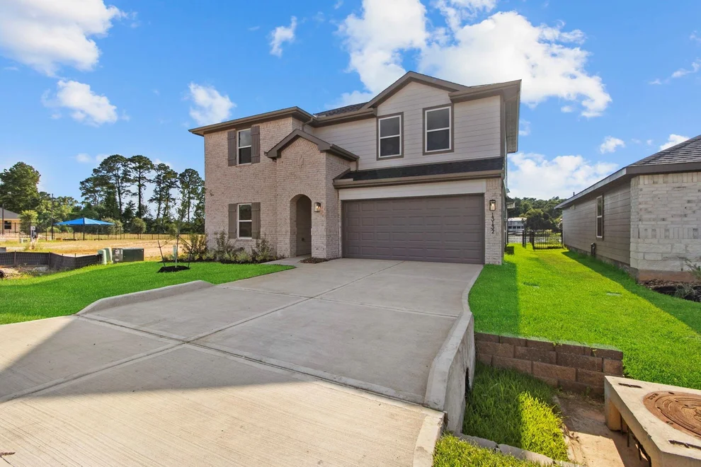 Unit for sale at 13132 Sorrento Bay Drive, Willis, TX 77318
