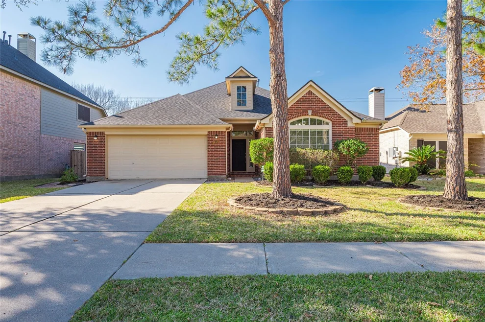 Unit for sale at 4426 Running Pine Drive, League City, TX 77573